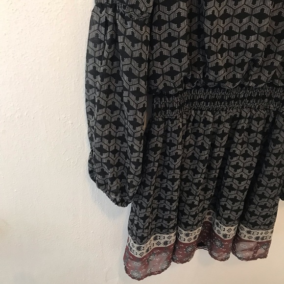 Bohemian print flowy dress - Picture 2 of 3